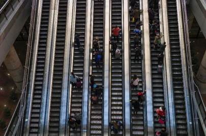 china escalator swallows toddler s mother