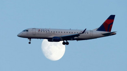 delta air lines to offer private jet upgrades to top customers delta air lines to offer private jet upgrades to top customers