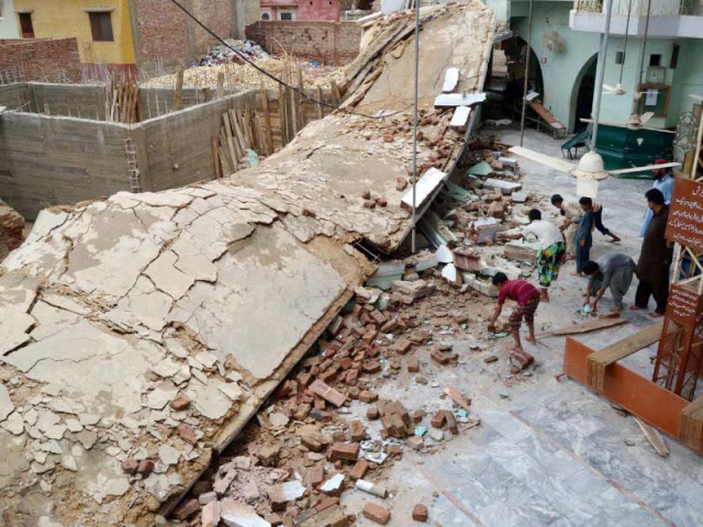 a view of damaged jama masjid due to heavy in hyderabad photo inp a view of damaged jama masjid due to heavy in hyderabad photo inp