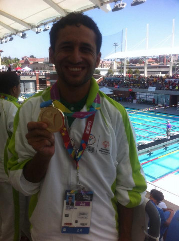 asim zar receives his gold medal for 100 metre freestyle photo courtesy special olympics pakistan asim zar receives his gold medal for 100 metre freestyle photo courtesy special olympics pakistan