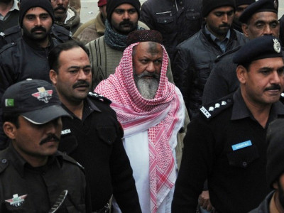 violence erupts in punjab as lej chief buried violence erupts in punjab as lej chief buried