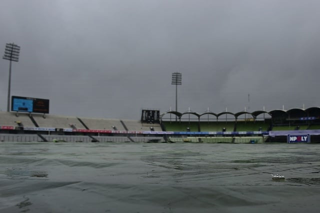 a general view shows rain falling during the second day of the second cricket test match between bangladesh and south africa photo afp a general view shows rain falling during the second day of the second cricket test match between bangladesh and south africa photo afp