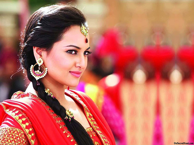 this is not the first time sonakshi would be doing a movie based on the underworld photo pkmart