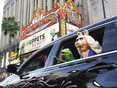 miss piggy and kermit split ahead of new show