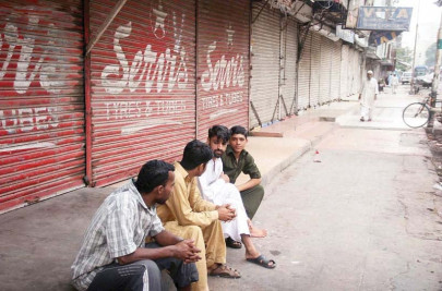 raising voices traders observe second strike against withholding tax
