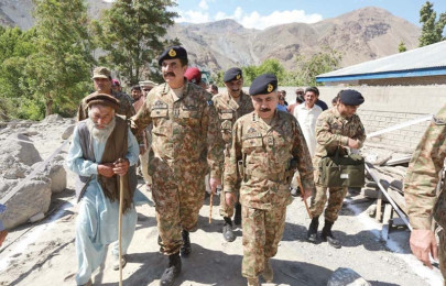 flood zone general raheel sharif visits chitral flood zone general raheel sharif visits chitral