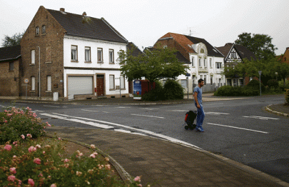 beyond the ugly headlines germans open hearts homes for refugees