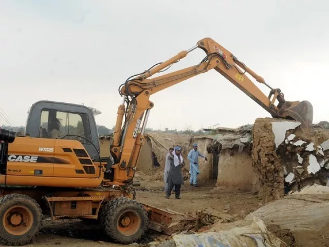 after sector i 11 now notices issued to residents of basti muzaffar khan in sector h 10 photo waseem nazir express after sector i 11 now notices issued to residents of basti muzaffar khan in sector h 10 photo waseem nazir express