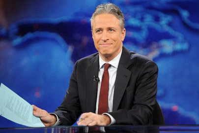 jon stewart airs last daily show after 16 year run