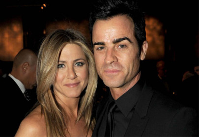 jennifer aniston and justin theroux tie the knot at secret birthday party
