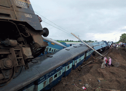 six dead in latest india train accident