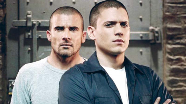 wentworth miller r and dominic purcell l are to reprise their roles as brothers on the show photo file wentworth miller r and dominic purcell l are to reprise their roles as brothers on the show photo file