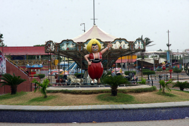 sindbad amusement park in karachi photo athar khan express sindbad amusement park in karachi photo athar khan express