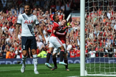 english premier league woe for walker as man utd make winning start