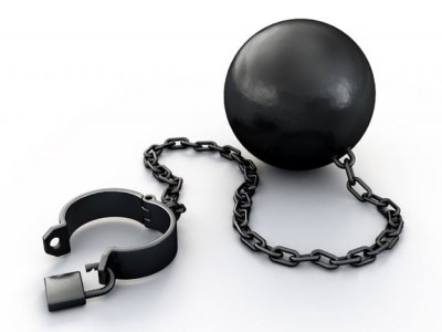 two convicts escape after hearing court verdict two convicts escape after hearing court verdict