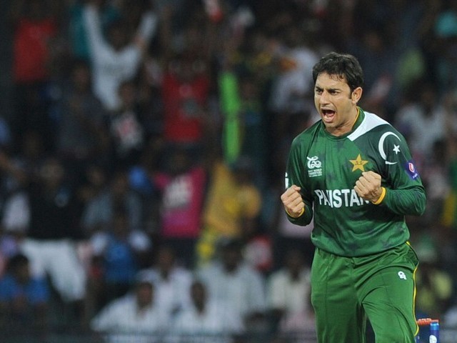 mohsin said that ajmal should be appreciated for his efforts to revive his old form photo afp