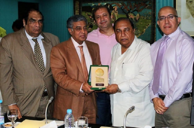 ijaz mumtaz the lcci president said that it was worrying that pakistan s exports were on a decline photo online