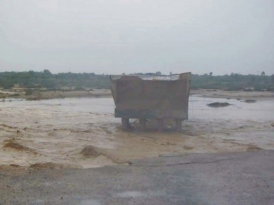 2 300 houses damaged in dg khan floods 2 300 houses damaged in dg khan floods