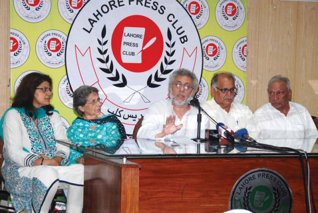 members of the sap pk addressing the press conference in connection with the kasur child sexual abuse case photo shahbaz malik express members of the sap pk addressing the press conference in connection with the kasur child sexual abuse case photo shahbaz malik express