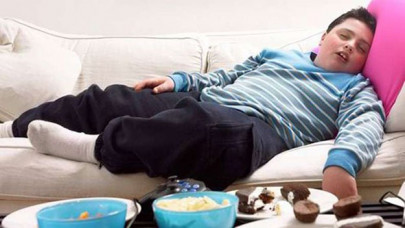 young and overweight have a high protein breakfast