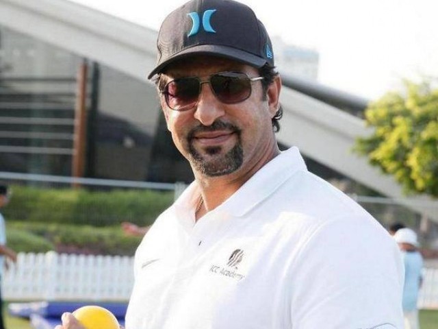 former cricketer speaks at the conclusion of two week bowling camp photo wasim akram 039 s official page