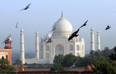 taj mahal makes twitter debut