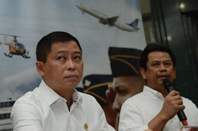 rescue teams race to indonesian plane crash site