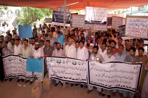 balochistan traders call off strike