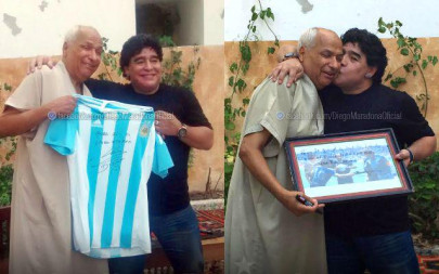 hugged by the hands of god infamous ref meets maradona hugged by the hands of god infamous ref meets maradona
