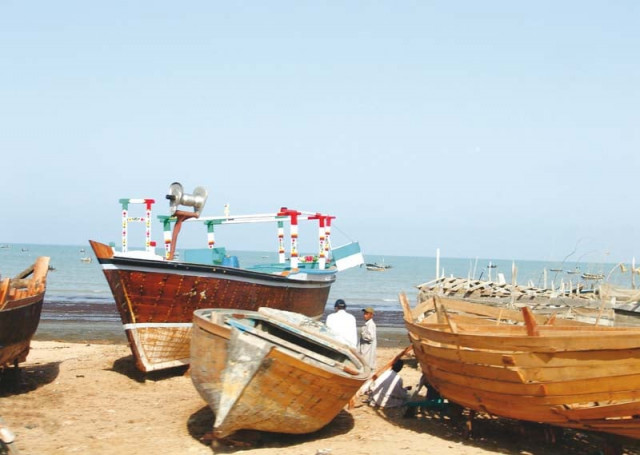 trawlers and big businesses leave gwadar s fishermen floundering to find a new source of income photo shahzad ahmad pakvoices trawlers and big businesses leave gwadar s fishermen floundering to find a new source of income photo shahzad ahmad pakvoices