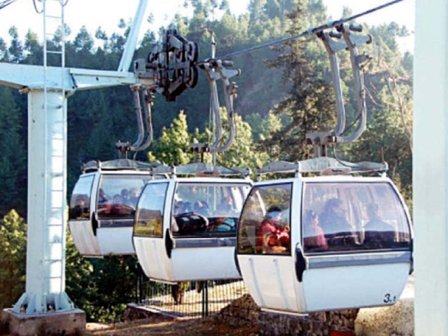 a view of the cable car system in patriata photo file a view of the cable car system in patriata photo file