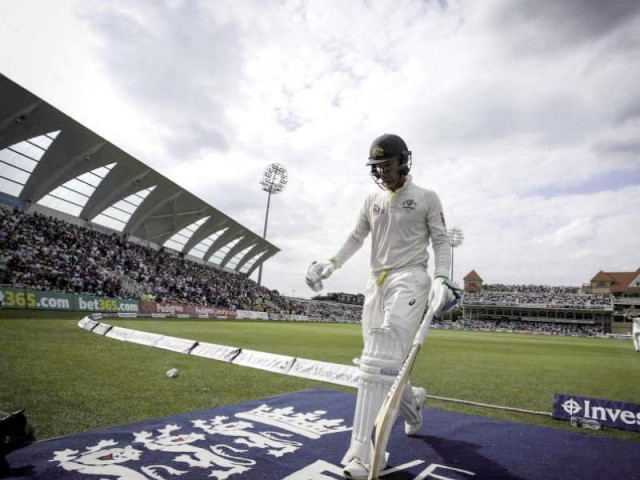 clarke cook both determined to claim oval s dead rubber photo afp clarke cook both determined to claim oval s dead rubber photo afp