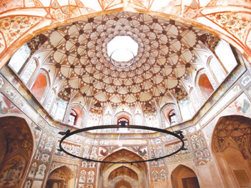 a view of the dome of the shahi hammam photo wcla