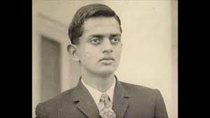 born in karachi on february 17 1951 minhas spent his early childhood in lahore and later shifted to rawalpindi and then back to karachi photo dailymotion