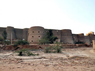 access to water 40 new chaks planned in cholistan