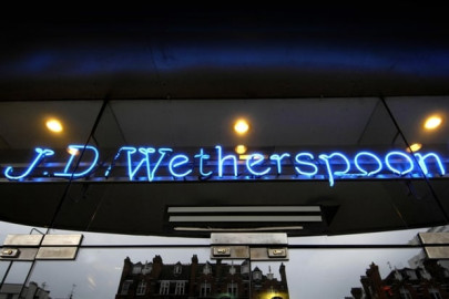 anti muslim poster displayed at uk eatery sparks controversy anti muslim poster displayed at uk eatery sparks controversy