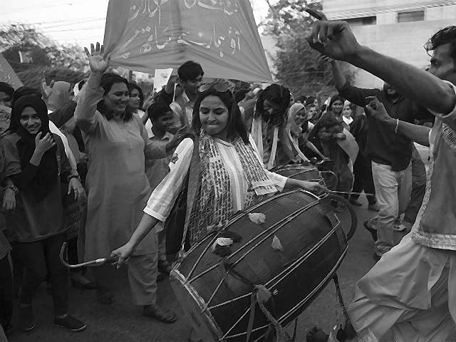 pakistani activists take part in a rally to mark international women 039 s day on march 8 2018 photo getty