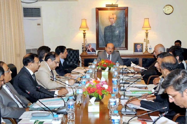 cm chairs meeting with secretaries discusses zakat collection photo app