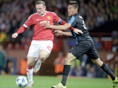 champions league qualifying manchester united lazio aim for group stage