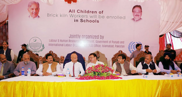 the department has conducted a survey in sheikupura lahore kasur and nankana on child labour at kilns photo nni the department has conducted a survey in sheikupura lahore kasur and nankana on child labour at kilns photo nni