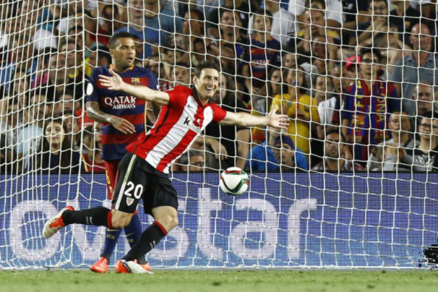 athletic bilbao 039 s aritz aduriz celebrates after scoring during the spanish supercup second leg match against fc barcelona at the camp nou stadium in barcelona photo afp