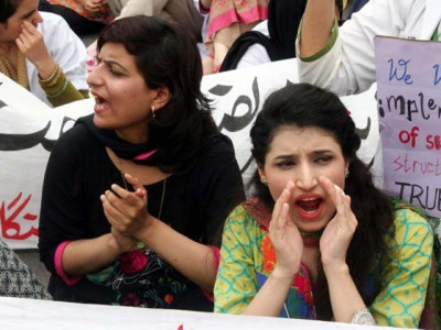 doctors announce strike against fixed pay policy doctors announce strike against fixed pay policy