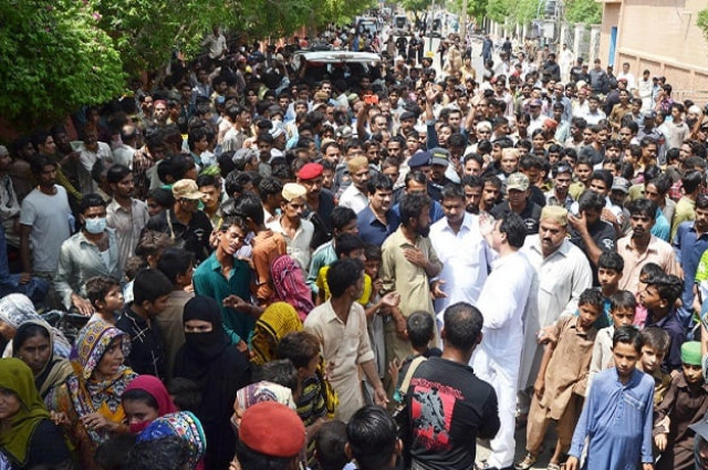 residents claim the police personnel were drunk when they came to the area photo inp residents claim the police personnel were drunk when they came to the area photo inp