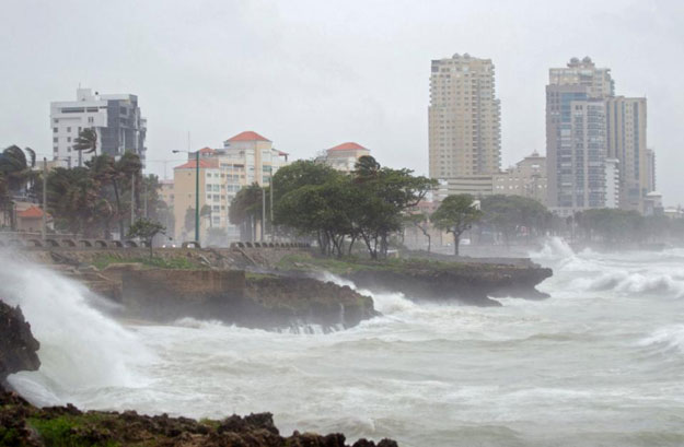 huge waves caused by tropica storm erika hit the shoreline in santo domingo dominican republic on august 28 2015 photo afp