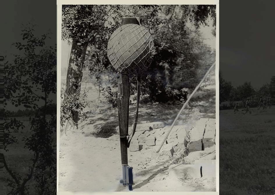 the helmet of major aziz bhatti shaheed nishan e haider resting on his rifle near the spot where he fell after being hit by an indian shell photo ispr