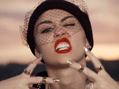 i was depressed about my looks miley cyrus i was depressed about my looks miley cyrus