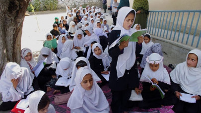 afghan police investigate gas poisoning at girls school