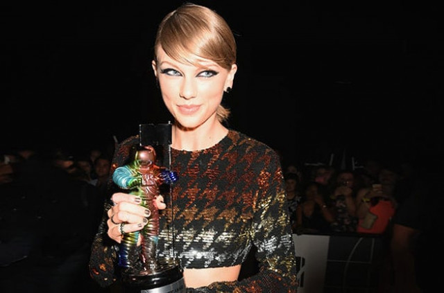 with nine nominations and four wins taylor was crowned queen of the music awards show photo jeff kravitz filmmagic with nine nominations and four wins taylor was crowned queen of the music awards show photo jeff kravitz filmmagic