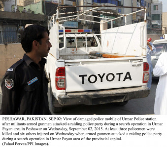 three policemen killed in peshawar raid targeting taliban