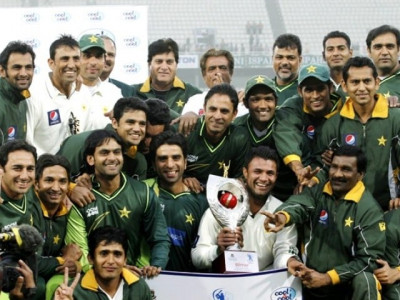 pakistan s test side shows promise pakistan s test side shows promise